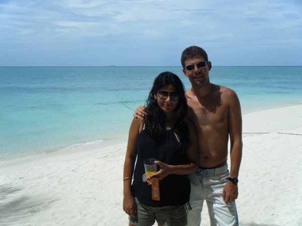 Mabul - Simran et moi sur la plage
