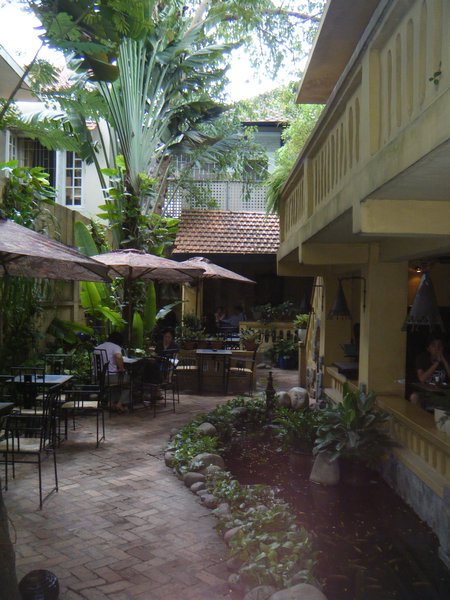 Saigon - Cafe