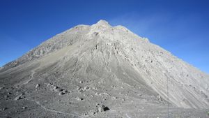 Le sommet de Mt. Merapi