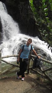 Dalat - Au pied de la cascade
