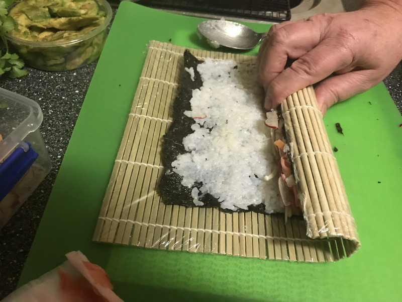 Making Japanese rolls