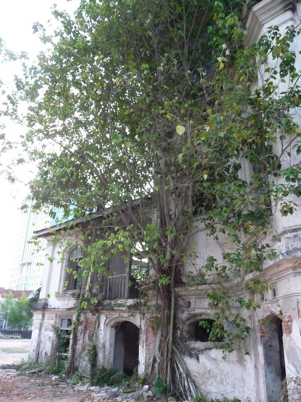 abandoned building in penang
