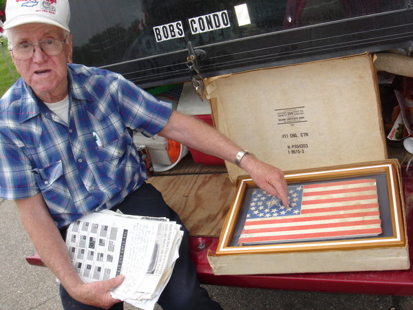 Bob Coons and his Civil War Flag