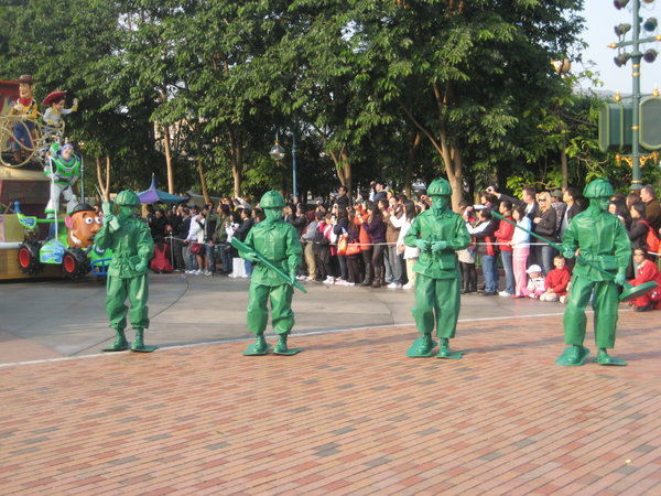 toy story land soldiers