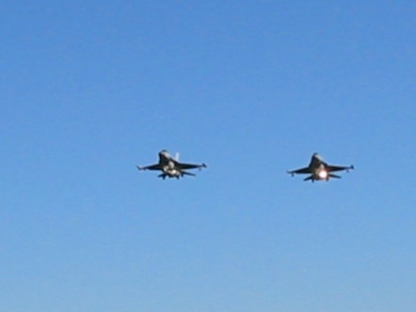 F-16's coming in for a landing at Luke