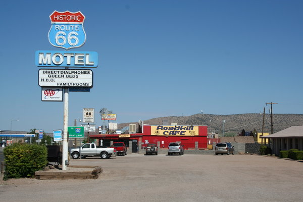Motel and Cafe