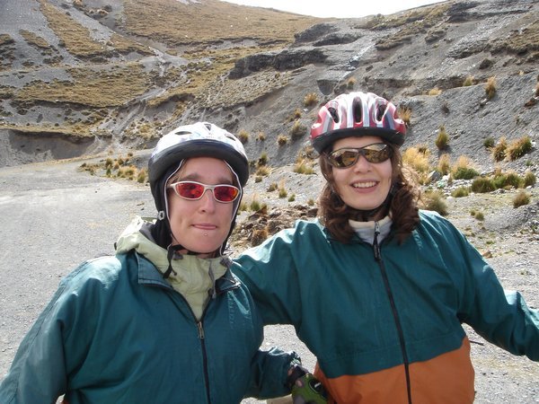 vor dem Down hill biken auf 4700 m ue. M.