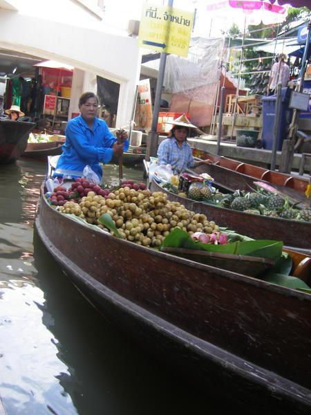 This fruit stall is entirely in the boat