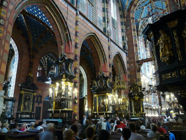 Inside the Mariacki Church