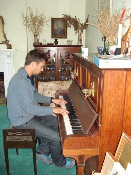 Fishy Playing the Steinway Piano