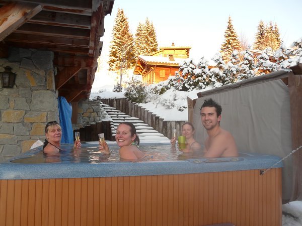 And A Jacuzzi In Minus Temperatures, Champagne In Hand - Does It Get Any Better?