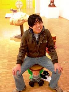 Sitting on a gnome in the modern art museum