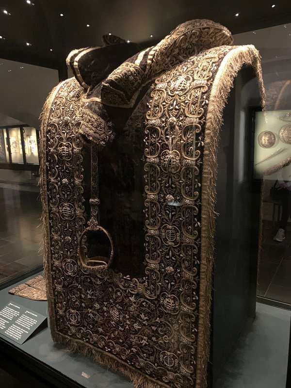 saddle cloth worn by young King Christian iV on his coronation intricate gold zardosi embroidery