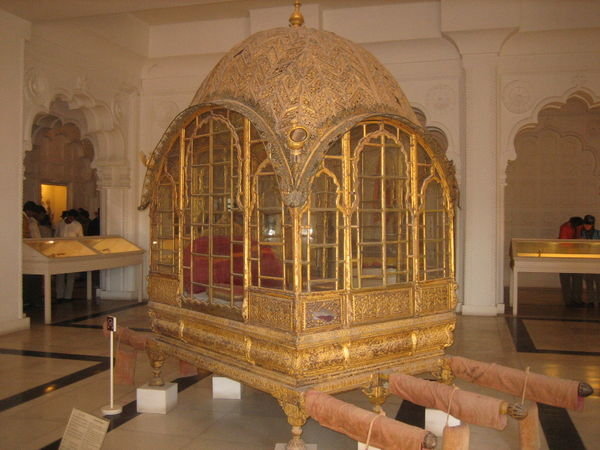 palanquin used by the maharajs of Jodhpur