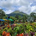 Baldi et le volcan Arenal en arrière-plan