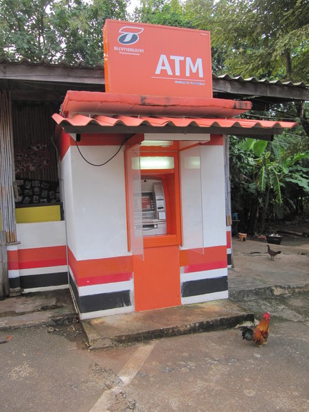 Lol le ATM est orange sur le site