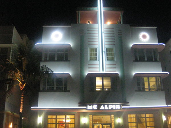 Art Deco at night