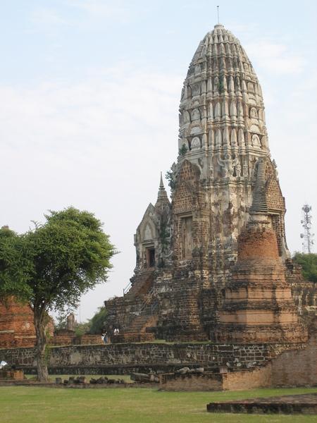 Prang at Wat Phra Ram