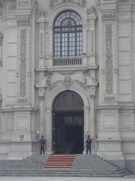 Wachen vor dem Praesidentenpalast