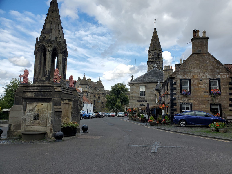 Falkland with Covenantor Hotel on the right and Falkland Palace on the left