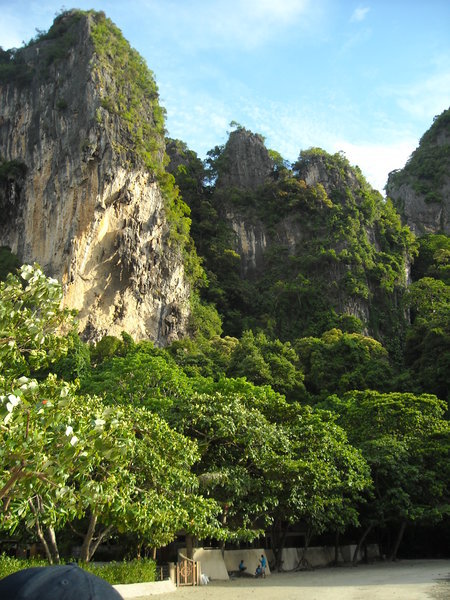 Karst mountain at end of Railay West Beach