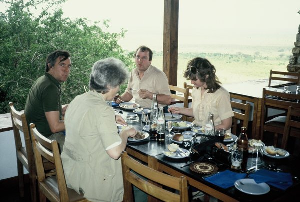 Herman, Carol, WIllie and Linda having lunch at the lodge