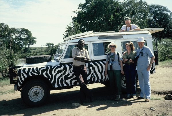 Our driver/guide, Linda, Carol, Bob and Joe about to go on safari at Masai Mara