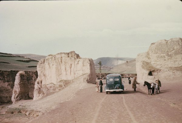 The road from Lanzhou to Labrang, an offshoot of the Silk Road, passed through a section of the Great Wall