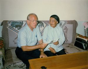 Dad with his Chinese teacher in 1986