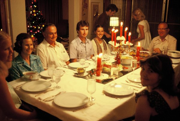 Carol, Aunt Minnie, Uncle Wayne, Larry, Nancy, David, Judy, Dad, and Linda at Christmas Dinner