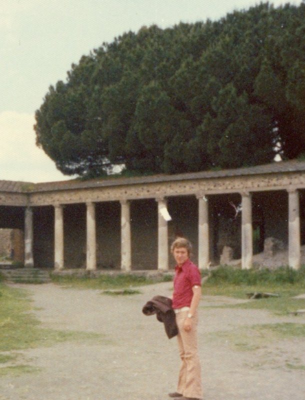 Bob in Pompeii
