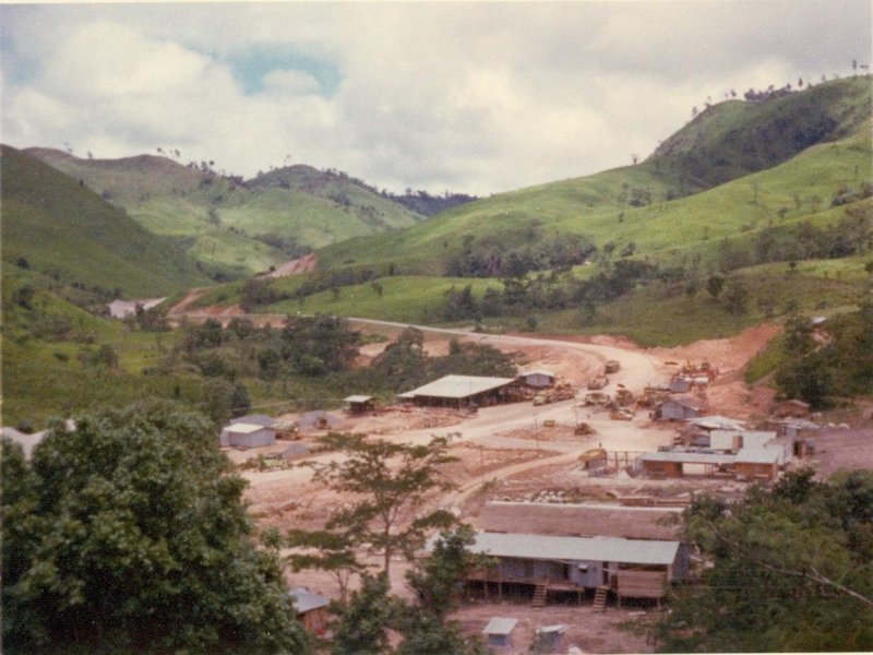 Construction camp at kilometer 31