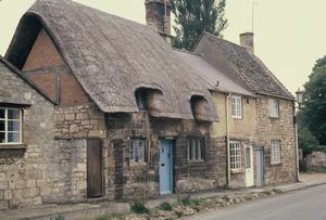 Cotswolds houses