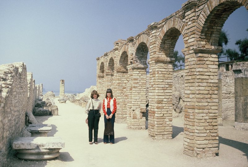 Linda and Kay at Roman Palace in Sirmione