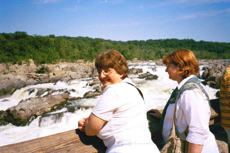 Kathy and Linda at Great Falls