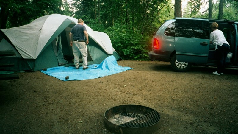 Bob and Linda setting up camp at Bear Head Lake State Park
