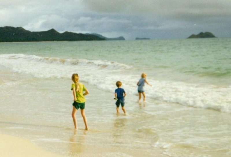 Tamara, Will and Rosanna at Kailua Beach with Kaneohe in the background