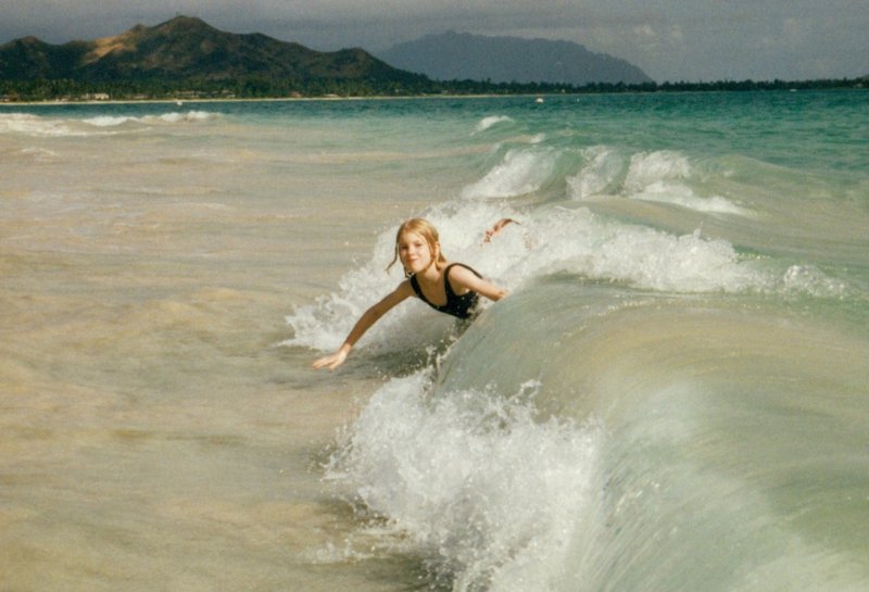 Rosanna bodysurfing at Kailua Beach