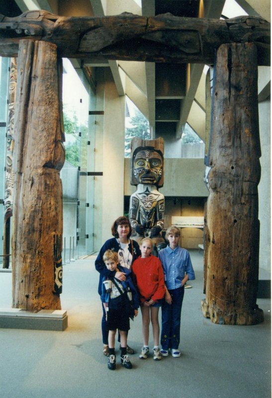 Linda with Will, Rosanna, and Tamara at the Anthropology Museum
