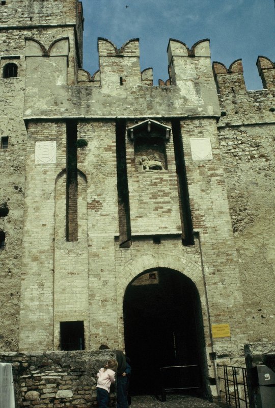 Entrance gate to Sirmione
