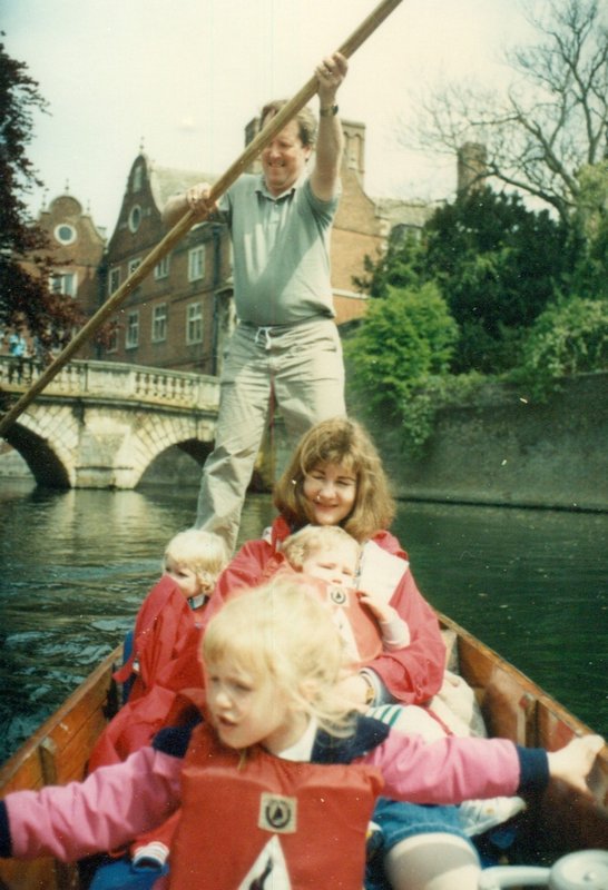 Bob punting on the Cam with Linda and Rosanna