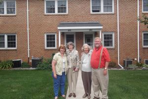 Linda, Aunts Jean and Minnie and Bob in Carlisle PA