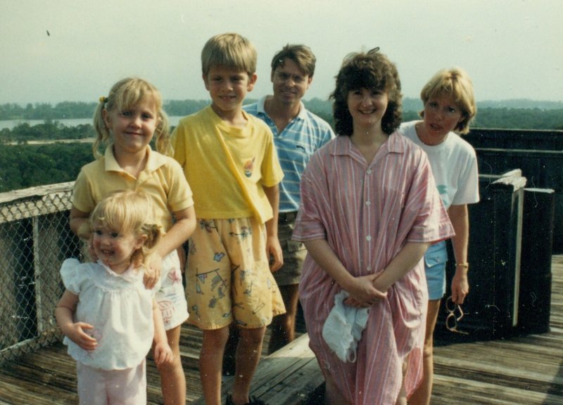 Tamara, Alyssa, Brendan, Rob, Linda and Sue at the Okeefenokee Swamp
