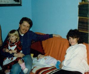 Tamara, Bob, Rosanna and Linda at her mom's home