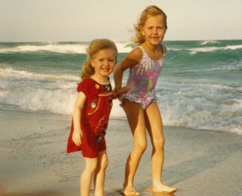 Tamara and Alyssa at the beach