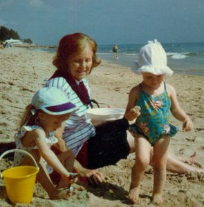 Mom with Tamara and Rosanna at the beach
