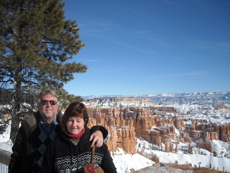 Bob and Linda at Bryce Canyon NP