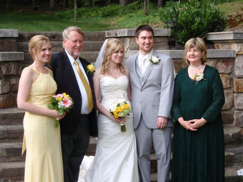 Tamara, Bob, Rosanna, Evan and Linda pose for the Family Picture