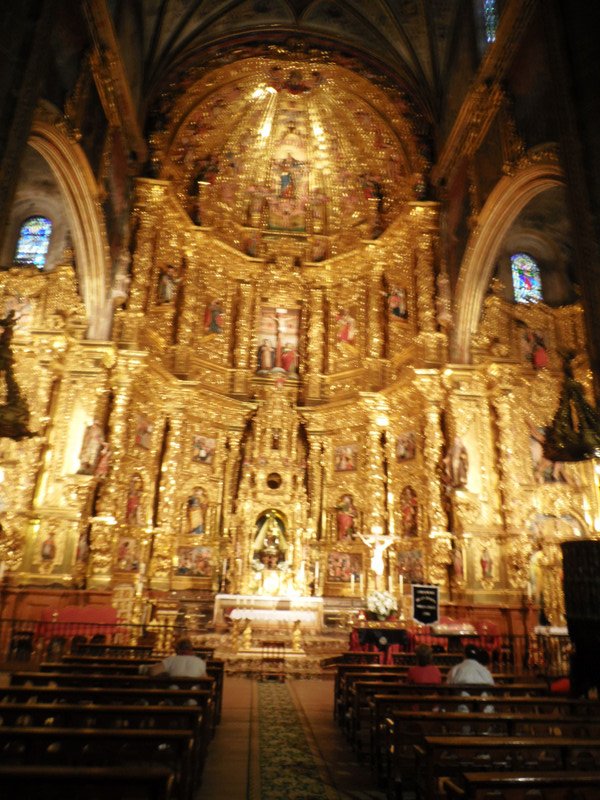 Navarette church retablo