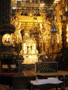 The high alter in the cathedral with the bust of St. James which pilgrims hug